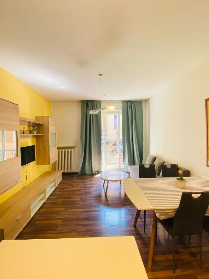 Appartmentslapiazzetta -1-2-6 Sesto Calende Extérieur photo